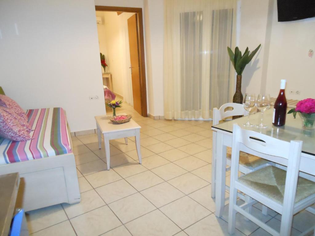 Jechrina Aparthotel Káto Daráco Szoba fotó